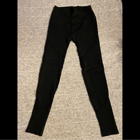 Alphalete R6 Revival Leggings - Picture 3 of 4